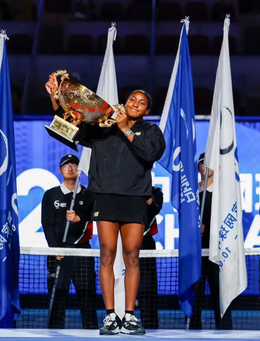 伯尼卡尔的 伯尼卡尔的